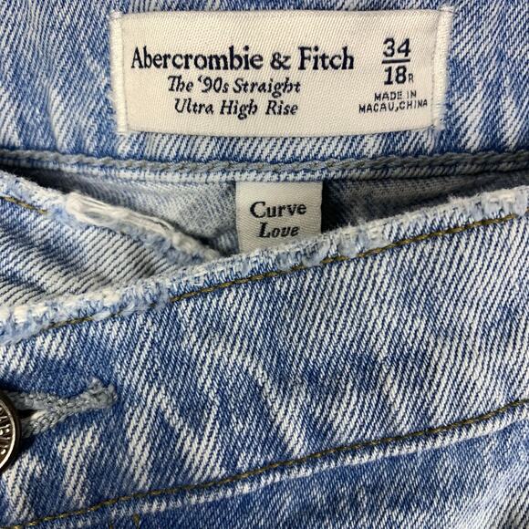 A & F 90s Straight Ultra High Rise Light Wash Curve Love Jeans Sz 18 - Picture 4 of 5